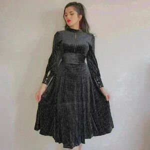 Étoilée Sparkly High Neck Midi Dress in Black with Long Sleeves